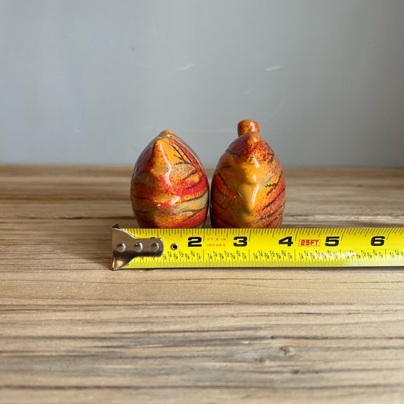 Ceramic Maple Leaf Salt And Pepper Shakers, Green, Orange, Red - Picture 7 of 8